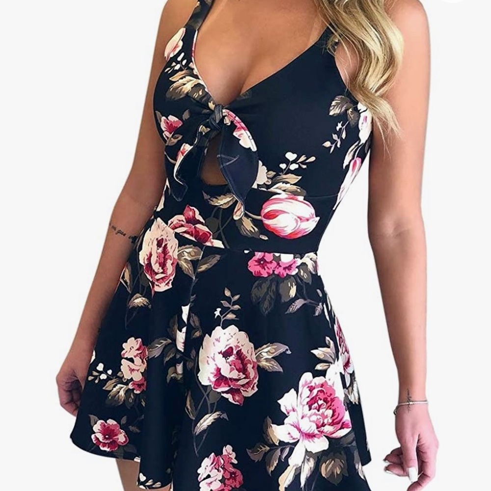 Women’s Floral Romper - Large